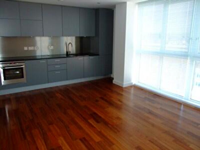 2 Bedroom Apartment To Rent In Newport Road, Roath, Cardiff., CF24