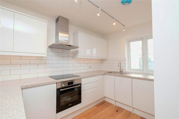 1 Bedroom Apartment To Rent In Stucley Place, Camden, London, NW1