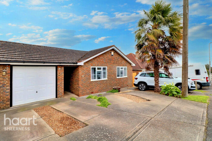 4 Bedroom Bungalow For Sale In Seaside Avenue, Minster, ME12