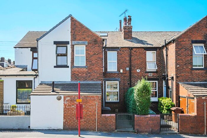 3 Bedroom Terraced House For Sale In Low Lane, Horsforth, Leeds, West Yorkshire, LS18