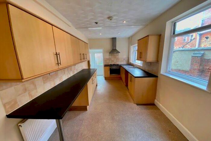 3 Bedroom Property To Rent In Allen Road, Northampton, NN1
