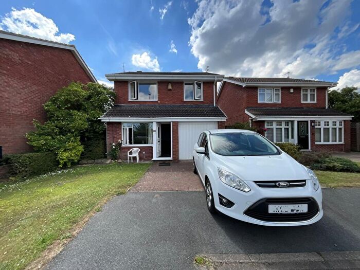 3 Bedroom Detached House For Sale In Dykelands Way, South Shields, NE34