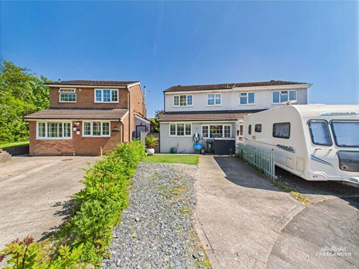 3 Bedroom Semi-Detached House For Sale In Waltwood Park Drive, Llanmartin, NP18