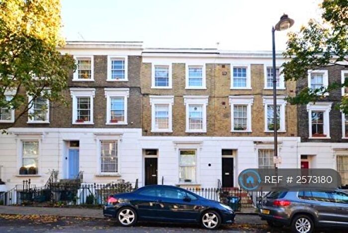 3 Bedroom Flat To Rent In Offord Road, London, N1