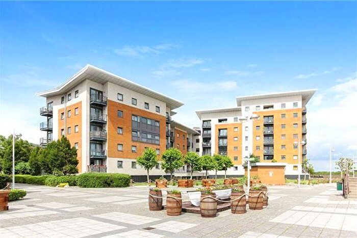 2 Bedroom Flat To Rent In Fishguard Way, Gallions Point, Royal Docks, City Airport, London, E16