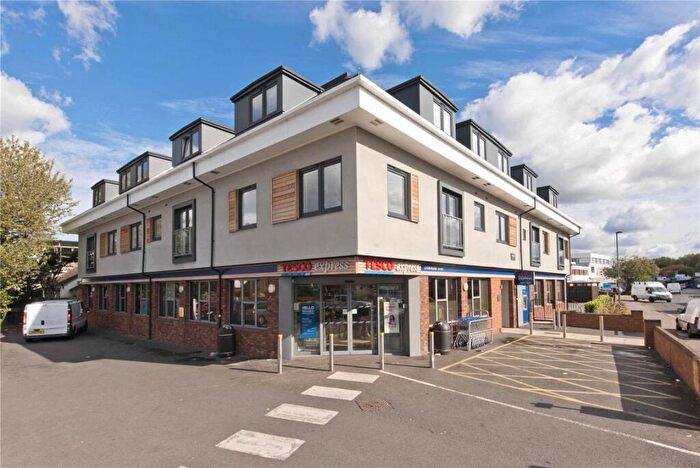 1 Bedroom Flat To Rent In Lyon Road, Walton-on-Thames, KT12
