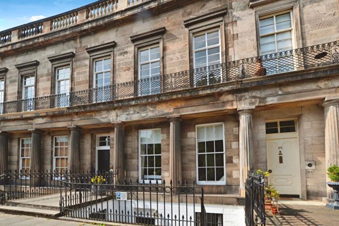 1 Bedroom Flat To Rent In St Bernards Crescent, Stockbridge, Edinburgh, EH4