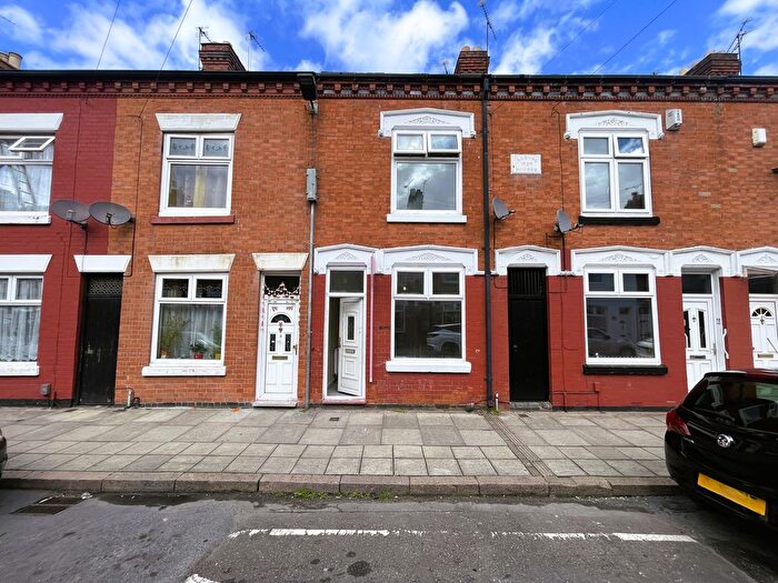 3 Bedroom Terraced House To Rent In Westbourne Street, Leicester, LE4