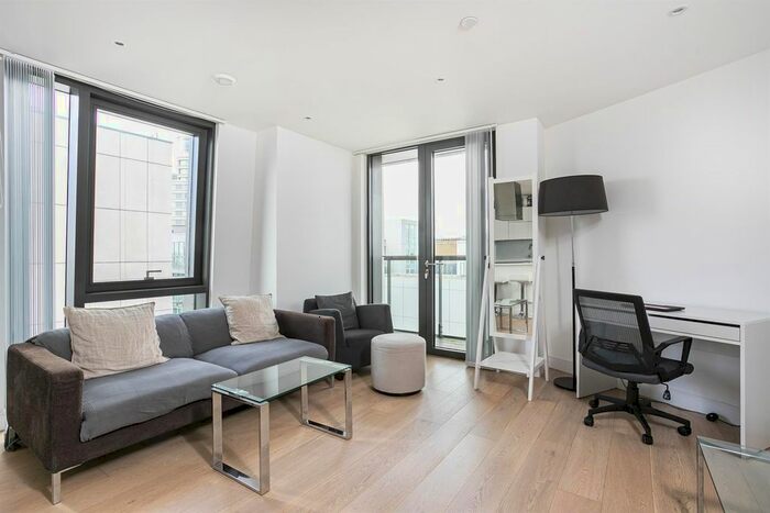 2 Bedroom Flat To Rent In Parliament House, Black Prince Road, Nine Elms, London, SE1