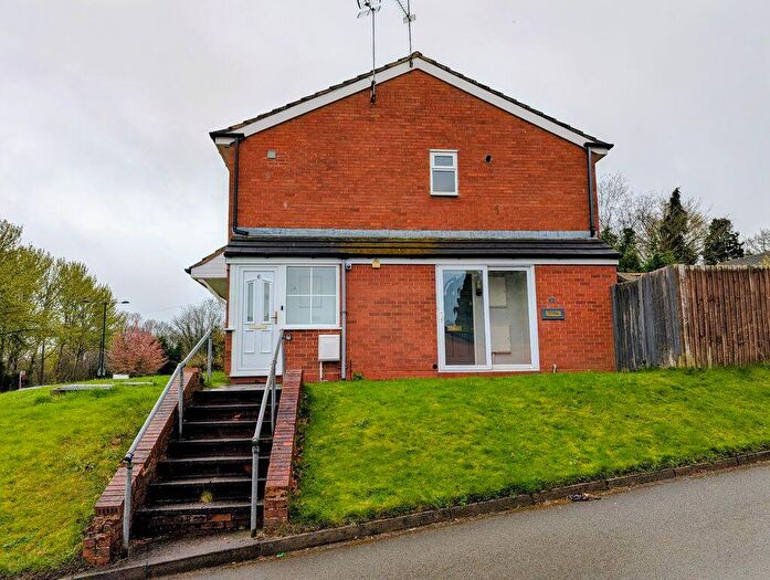 2 Bedroom Maisonette To Rent In Fredas Grove, Harborne, Birmingham, B17