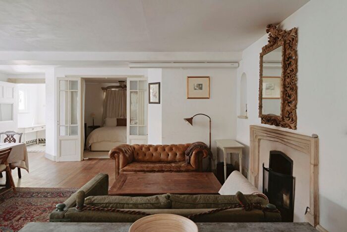 1 Bedroom Flat To Rent In Fulham Road, London, SW6