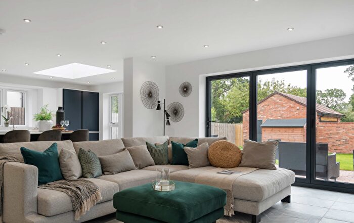 3 Bedroom Semi Detached House For Sale In Colebrook Place, Leyman Close, B14