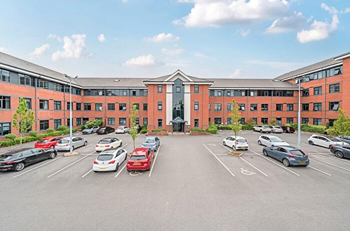 2 Bedroom Flat For Sale In Dawsons Square, Pudsey, West Yorkshire, LS28