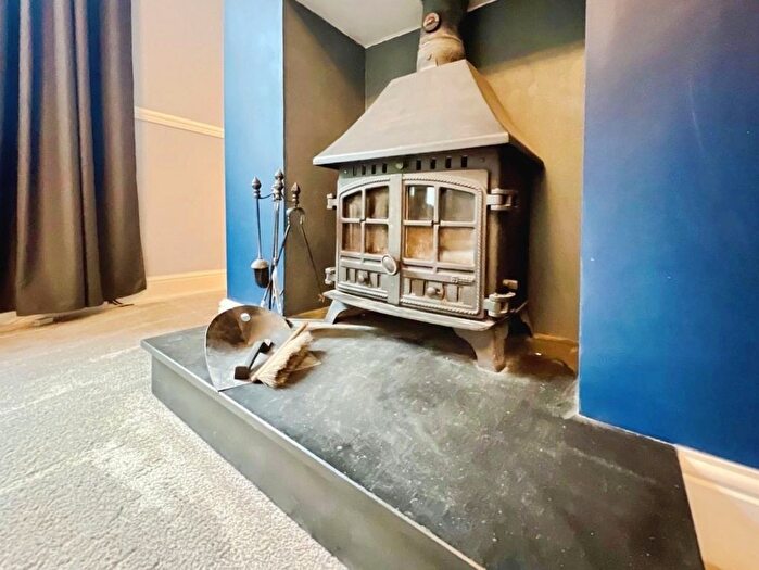 2 Bedroom Semi Detached House To Rent In Stoney Gate, High Green, Sheffield, S35