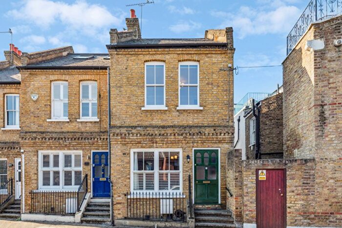 3 Bedroom Property For Sale In Felsham Road, West Putney, SW15