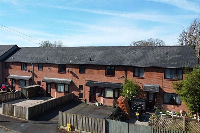 3 Bedroom Terraced House For Sale In Lon Dolafon, Vaynor, Newtown, Powys, SY16
