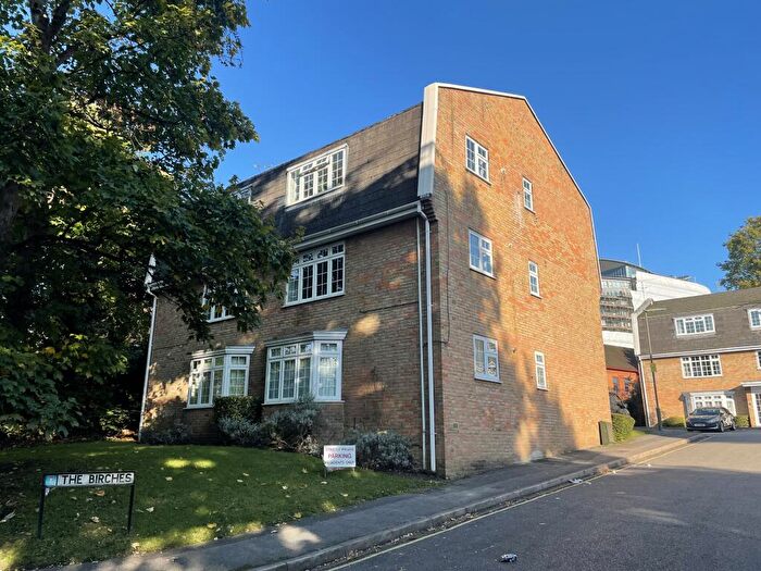 1 Bedroom Flat To Rent In The Birches, Woking, GU22