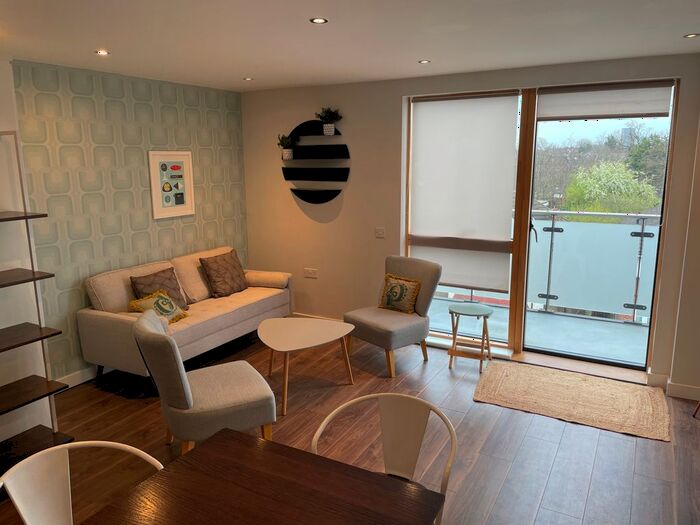 2 Bedroom Flat To Rent In Craven Park, London, NW10