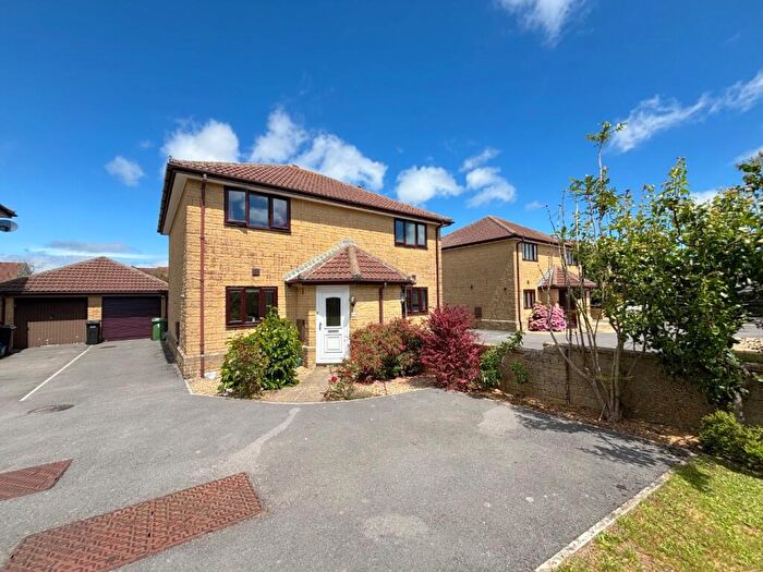2 Bedroom Semi-Detached House For Sale In St. Juliens Close, Paulton, Bristol, BS39