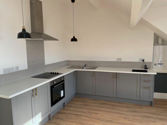 1 Bedroom Flat To Rent In Constitution Hill, Swansea, SA1