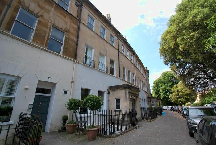2 Bedroom Flat To Rent In Grosvenor Place, Larkhall, Bath, BA1