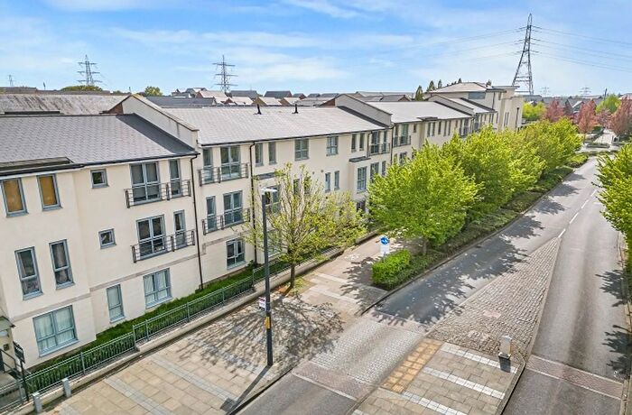 1 Bedroom Flat For Sale In Springhead Parkway, Northfleet, Gravesend, Kent, DA11