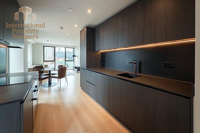 1 Bedroom Flat To Rent In Waterhouse Gardens, Dutton Street, Manchester, M3