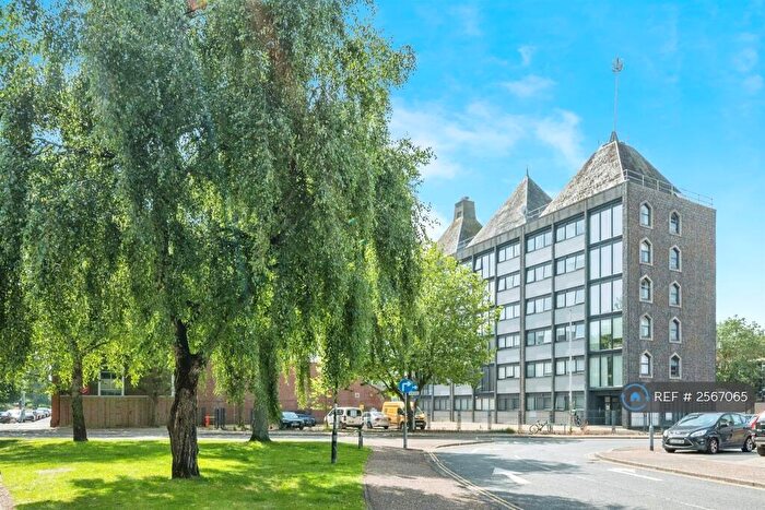 2 Bedroom Flat To Rent In Yarmouth Way, Great Yarmouth, NR30