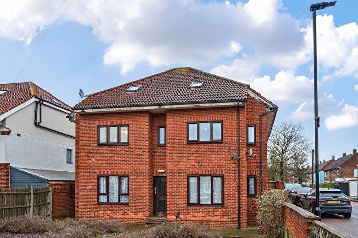 1 Bedroom Flat To Rent In Woolacombe Road, London, SE3