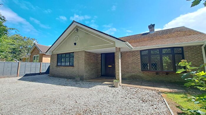 3 Bedroom Bungalow For Sale In Tehidy Gardens, South Tehidy, TR14
