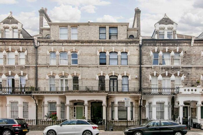 1 Bedroom Flat To Rent In Gwendwr Road, London, W14