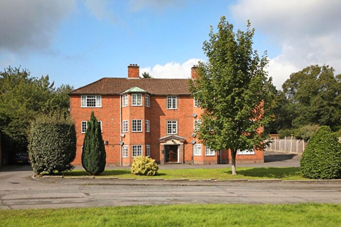 2 Bedroom Apartment To Rent In Amersham Road, Beaconsfield, HP9