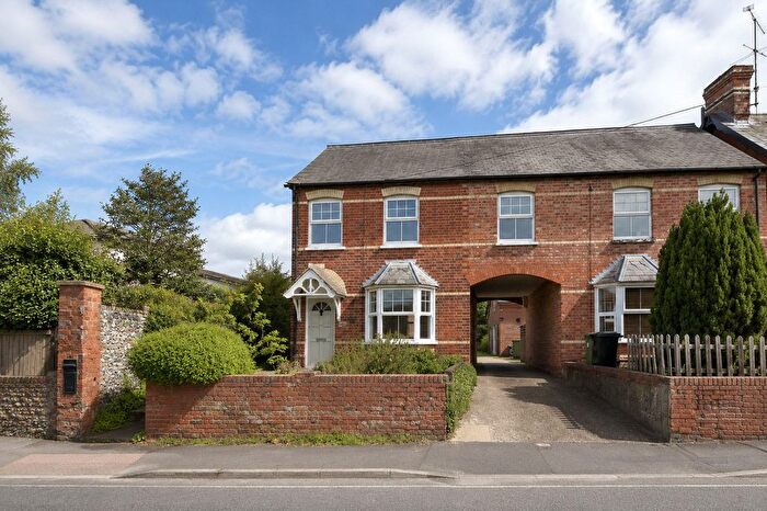 1 Bedroom Flat To Rent In Reading Road, Henley-On-Thames, RG9