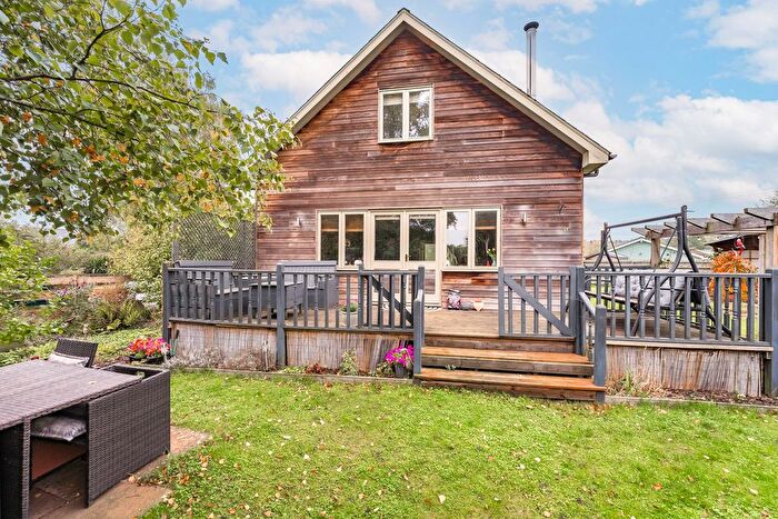 3 Bedroom Lodge For Sale In Common Road, Pentney, PE32