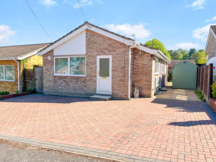 2 Bedroom Detached Bungalow For Sale In Blackbird Avenue, Brandon, IP27