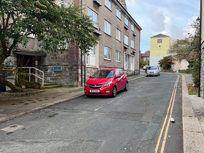 2 Bedroom Flat To Rent In Castle Street, The Barbican, Plymouth - Two Bedroom Apartment, PL1