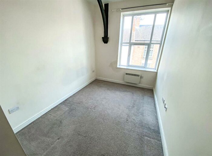 1 Bedroom House To Rent In Church Street, Burbage, LE10
