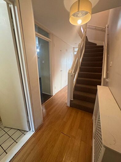 3 Bedroom End Terrace House To Rent In Lyham Road, London, SW2