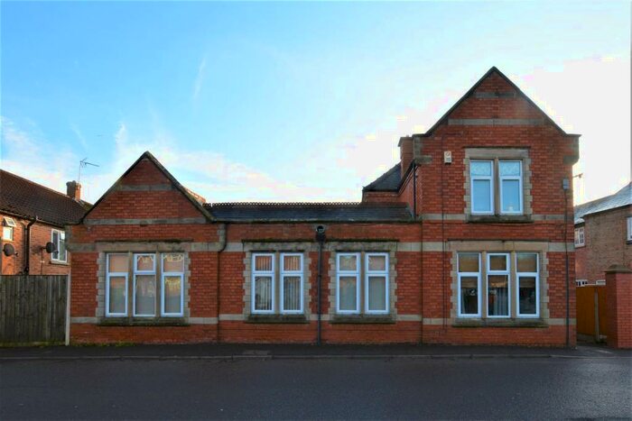 2 Bedroom Flat To Rent In Easthorpe, Southwell, NG25
