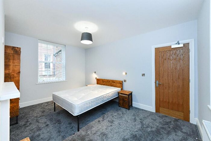 2 Bedroom Flat To Rent In St James Terrace, City Centre, Nottingham, NG1