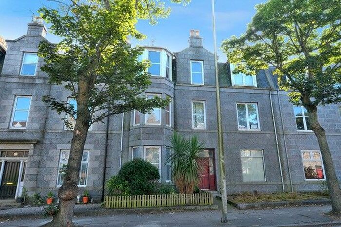 1 Bedroom Flat To Rent In Union Grove, City Centre, Aberdeen, AB10
