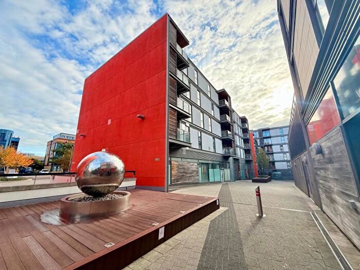 2 Bedroom Apartment To Rent In Ruby House, Vizion, MK9