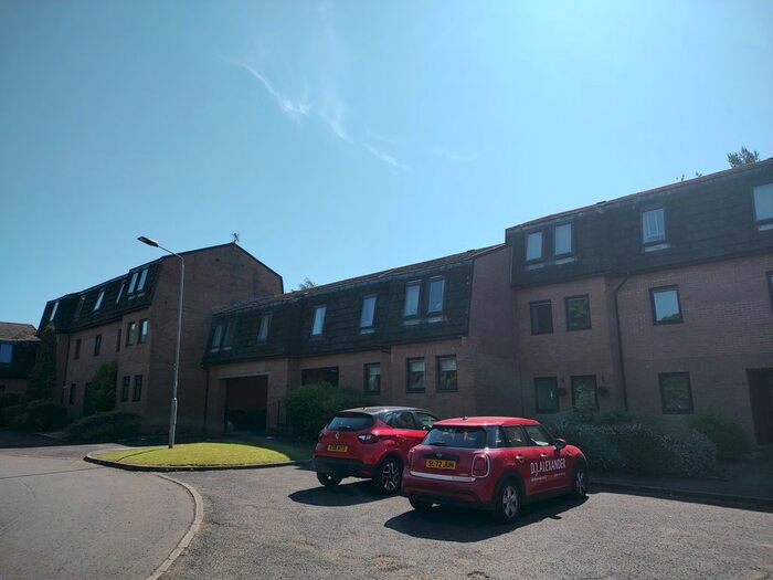 2 Bedroom Flat To Rent In Mahon Court, Moodiesburn, North Lanarkshire, G69