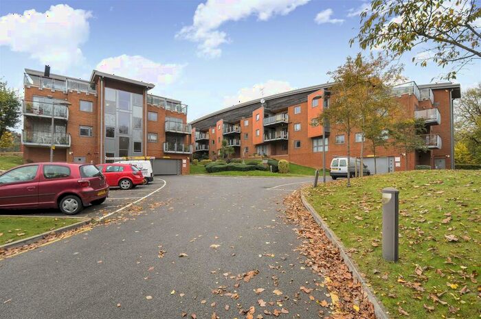 2 Bedroom Flat To Rent In Park View Road, Hove, BN3