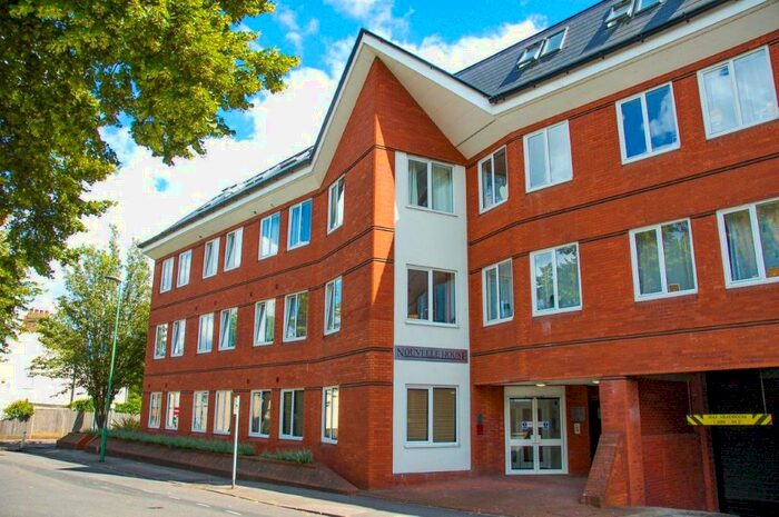 1 Bedroom Flat To Rent In Sutton Court Road, Sutton, Surrey, SM1