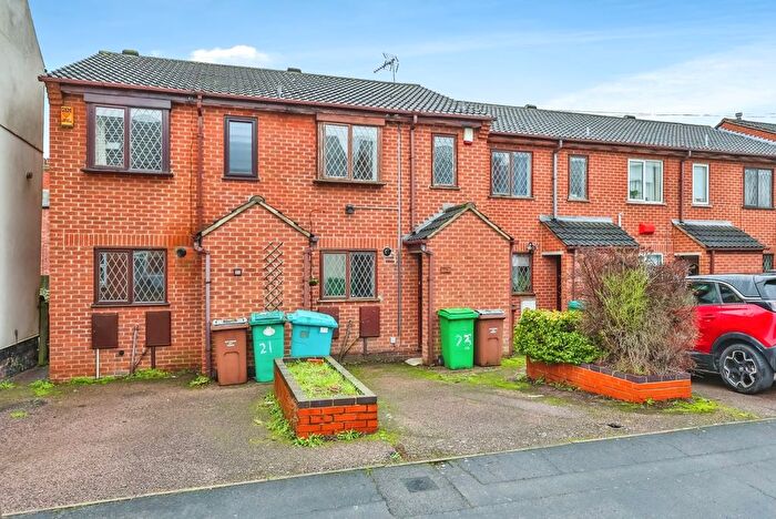 2 Bedroom End Terrace House For Sale In City Road, Nottingham, Nottinghamshire, NG9