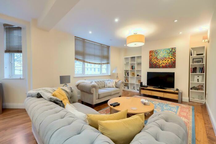 3 Bedroom Apartment To Rent In College Crescent, London, NW3