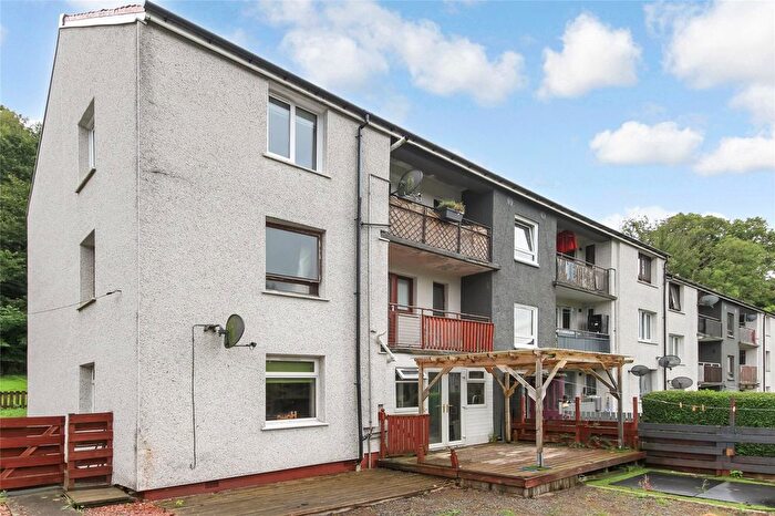 2 Bedroom Flat For Sale In Fulton Crescent, Kilbarchan, Johnstone, Renfrewshire, PA10