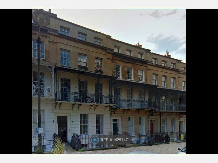 1 Bedroom Flat To Rent In Caledonia Place, Bristol, BS8