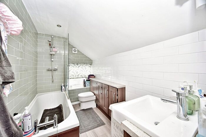 2 Bedroom Terraced House For Sale In Tonbridge Road, Maidstone, Kent, ME16